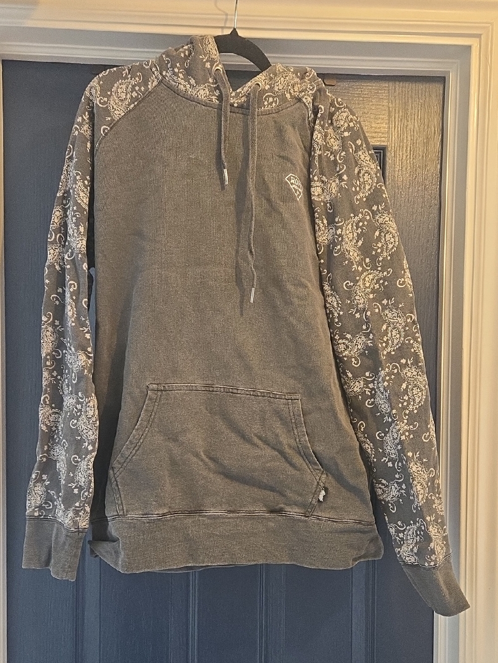 Hooey Gray Hooded Pullover with Logo Tag